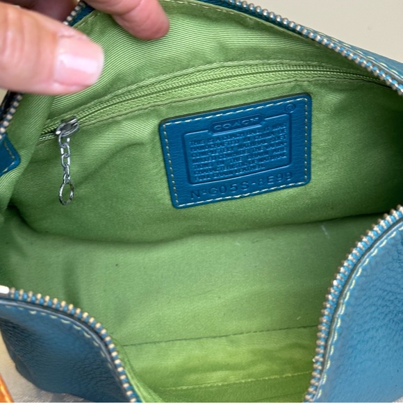 Coach turquoise pebble leather handbag with matching wristlet. - Picture 4 of 10